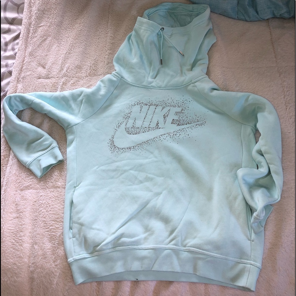 Nike funnel hoodie
